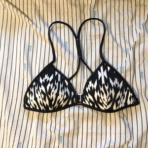 Victoria’s Secret Black and White Triangle Top